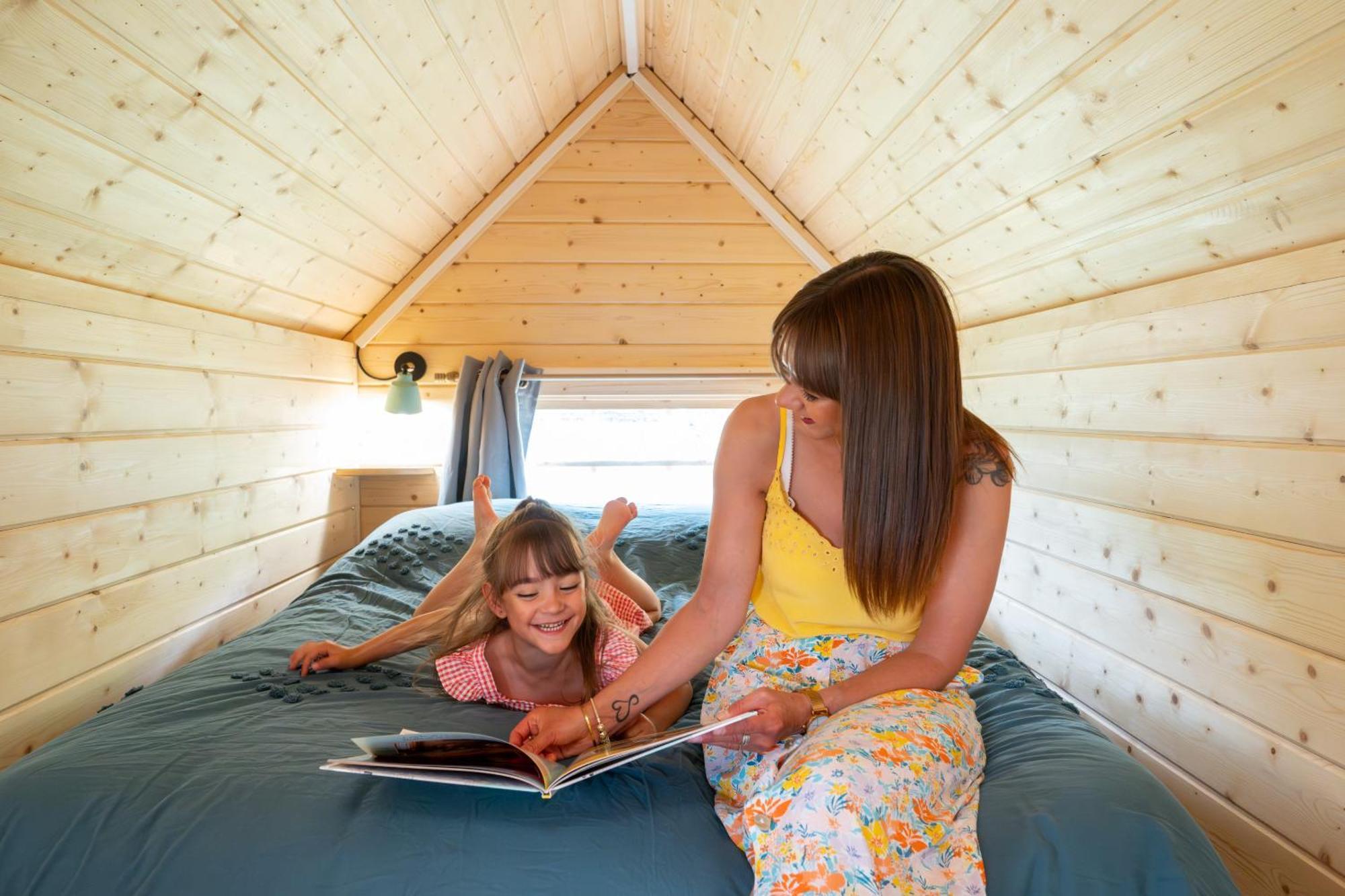Logements Insolites A La Ferme - Yourte, Kota Ou Pod Farbus Rum bild