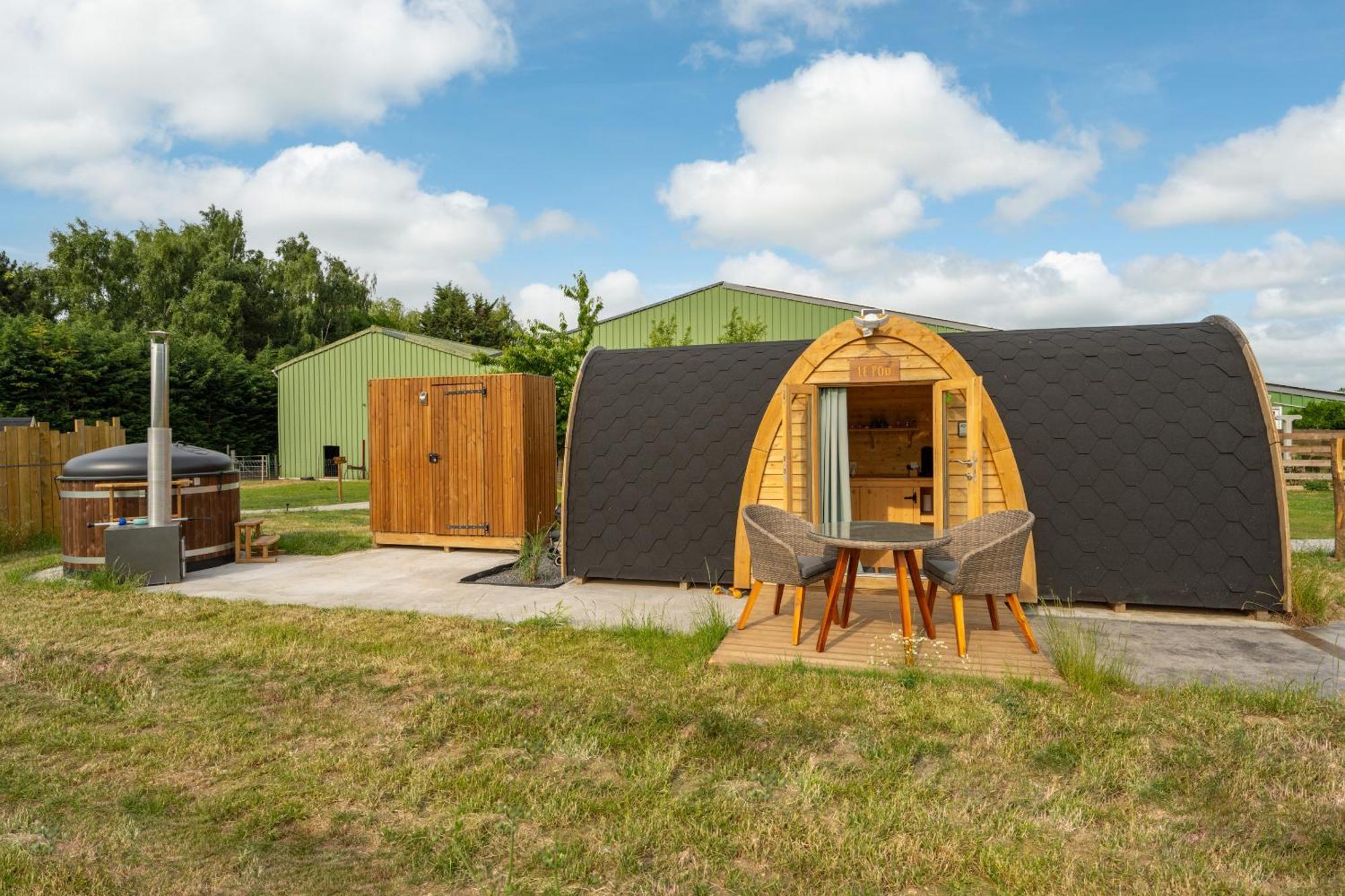 Logements Insolites A La Ferme - Yourte, Kota Ou Pod Farbus Rum bild