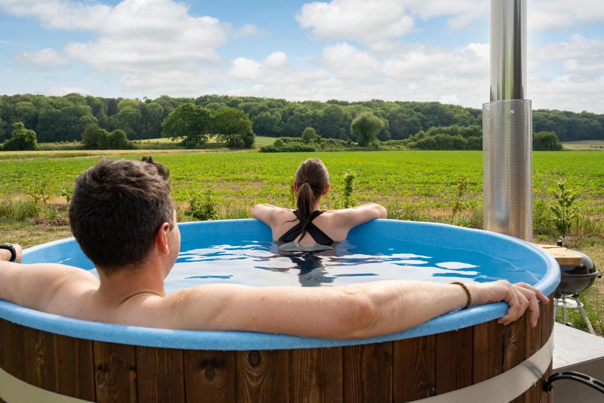 Logements Insolites A La Ferme - Yourte, Kota Ou Pod Farbus Rum bild